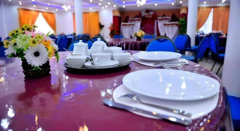 Hotel Glee Trincomalee Eksteriør billede