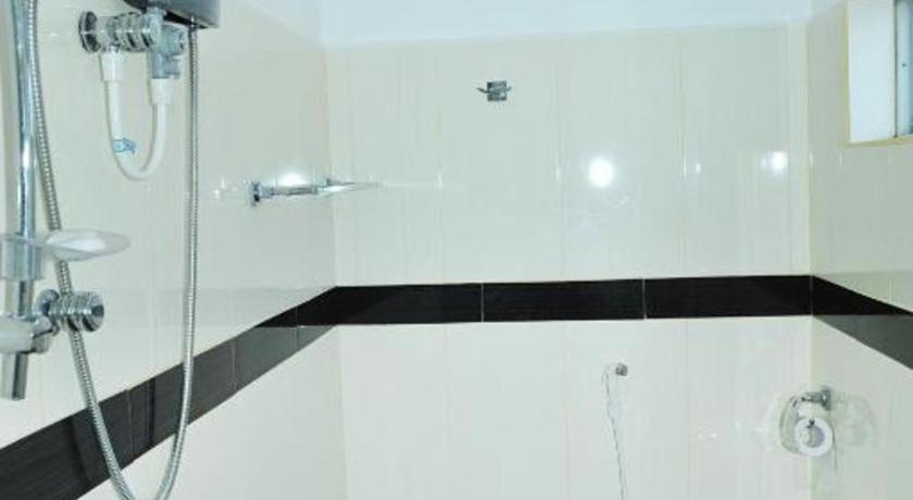 Hotel Glee Trincomalee Eksteriør billede